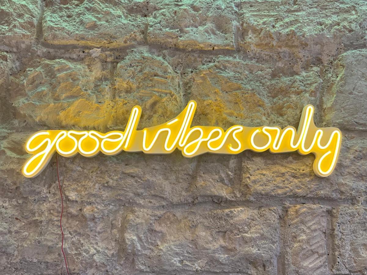 Good Vibes Luxurious Loft In Paris 11Th, With Ac & Table Football Bagian luar foto