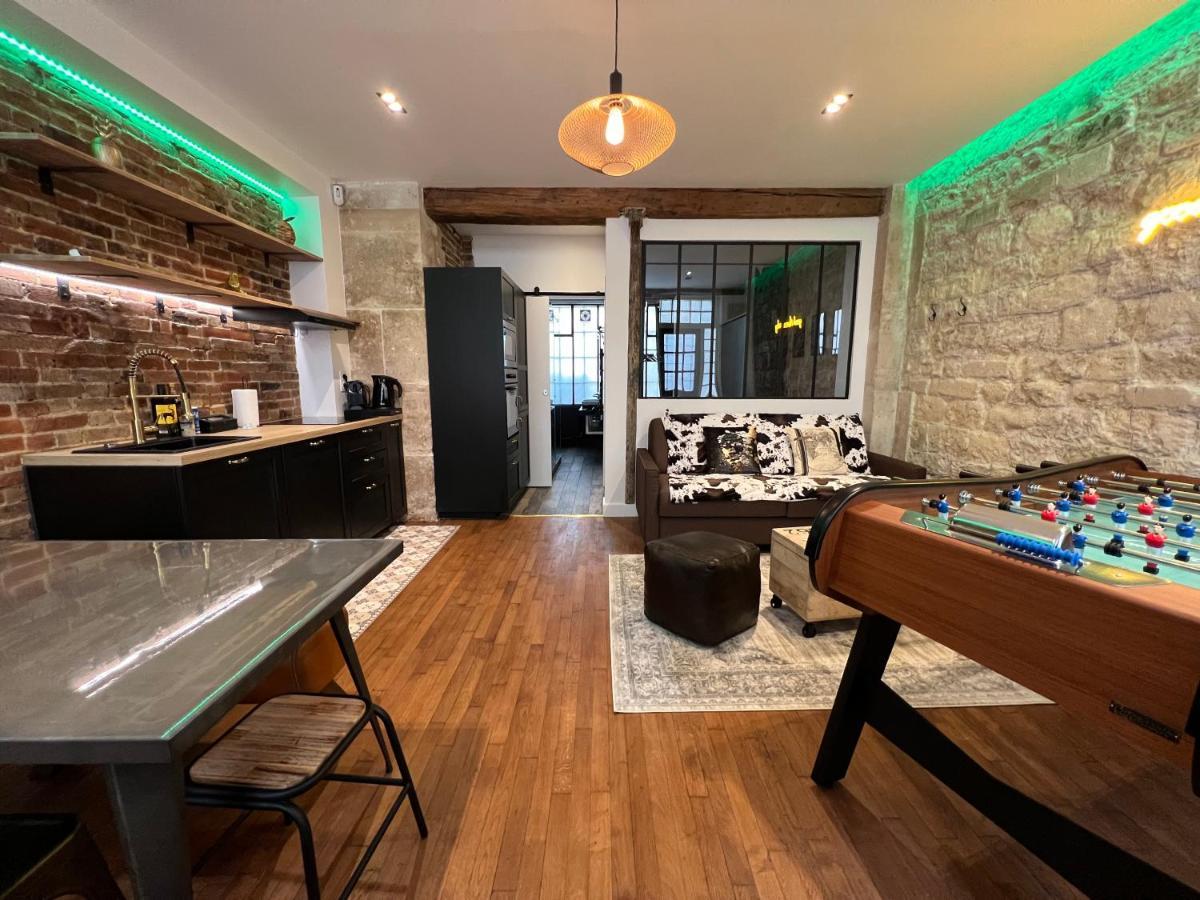 Good Vibes Luxurious Loft In Paris 11Th, With Ac & Table Football Bagian luar foto