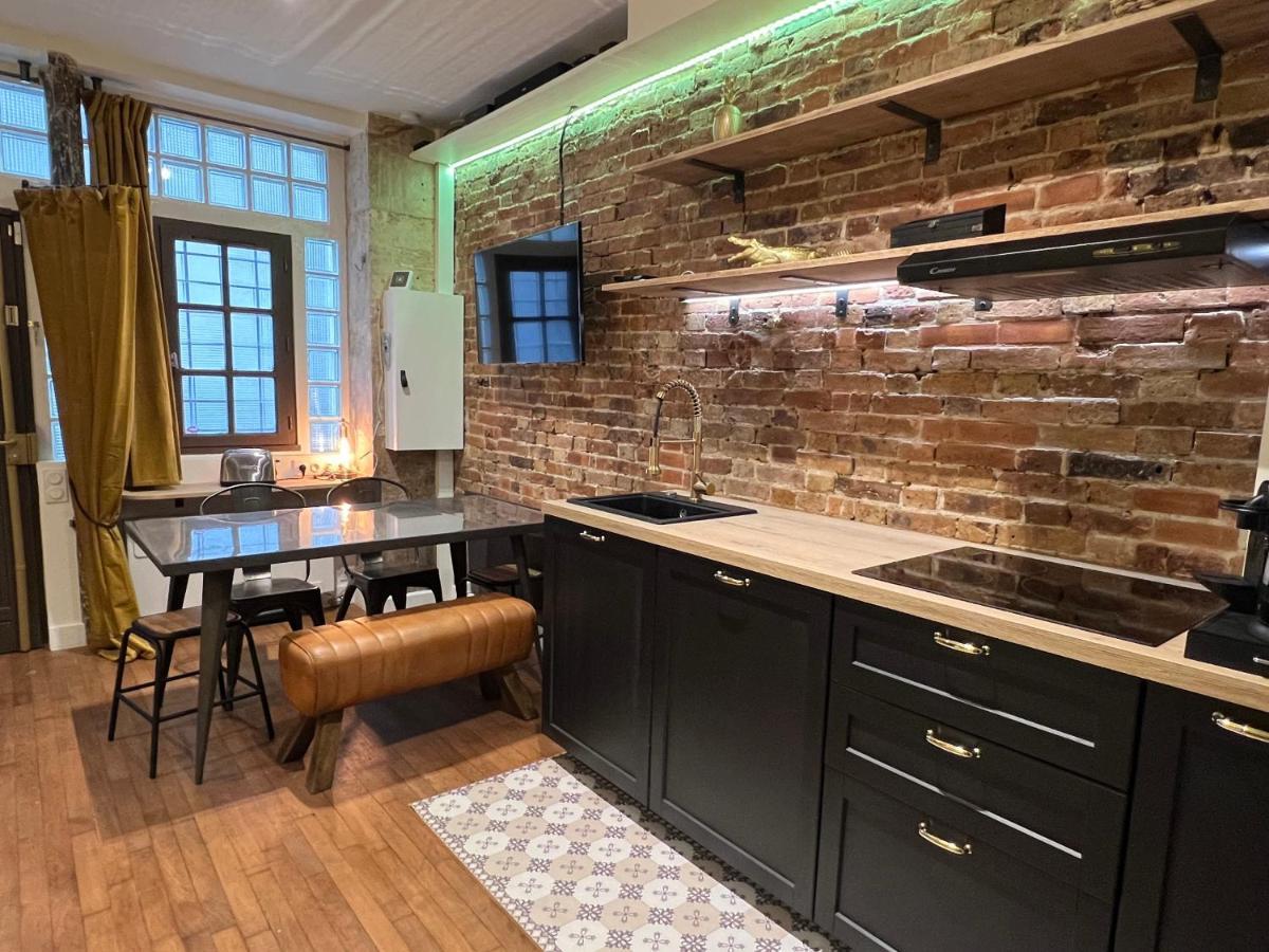 Good Vibes Luxurious Loft In Paris 11Th, With Ac & Table Football Bagian luar foto